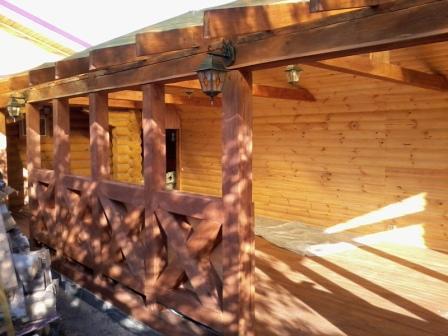 Profesionalna gradnja kuća od profiliranog drveta proizvođača u Čeljabinsku: radovi "ključ u ruke", povoljne cijene, visoka kvaliteta.