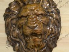 Деревянная накладка «Голова льва». Челябинск